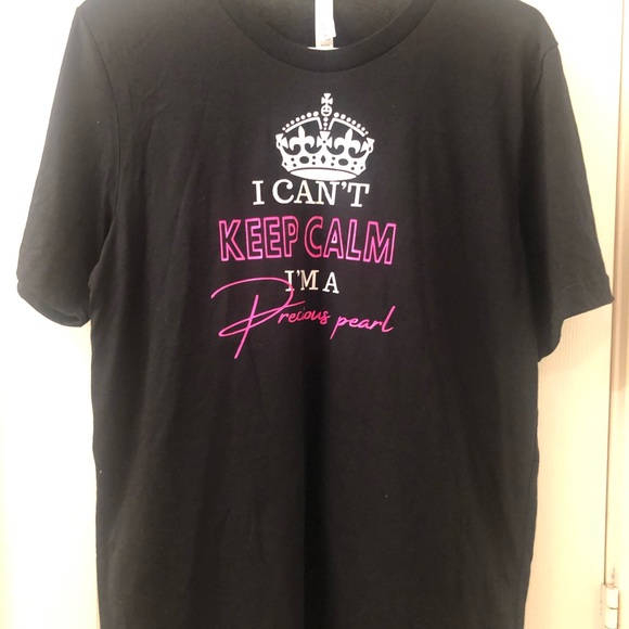 I sell t-shirts - Picture 3 of 3